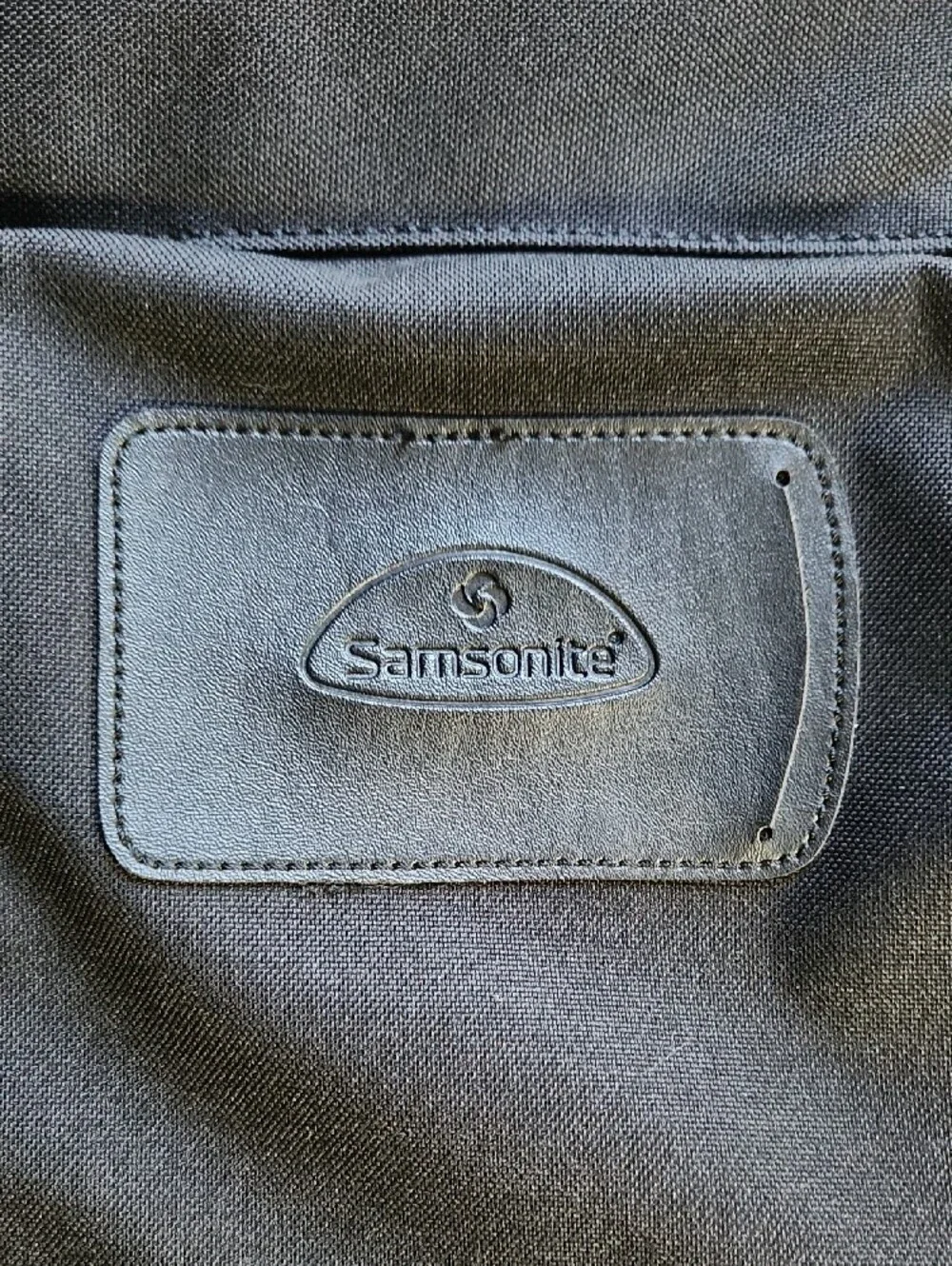 Samsonite‎ Black Men's Travel Garment Bag with Top Handle
